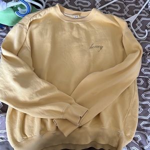 Brandy Melville crewneck